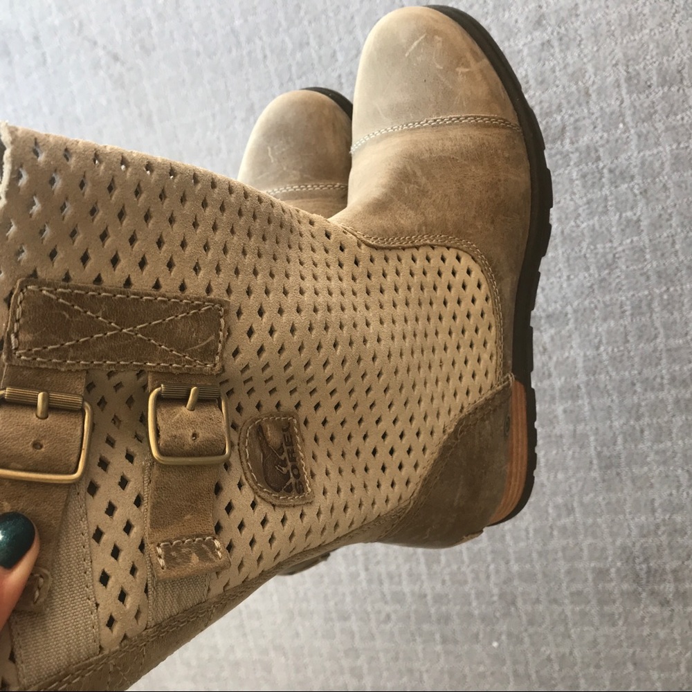 Sorel Desert Boots